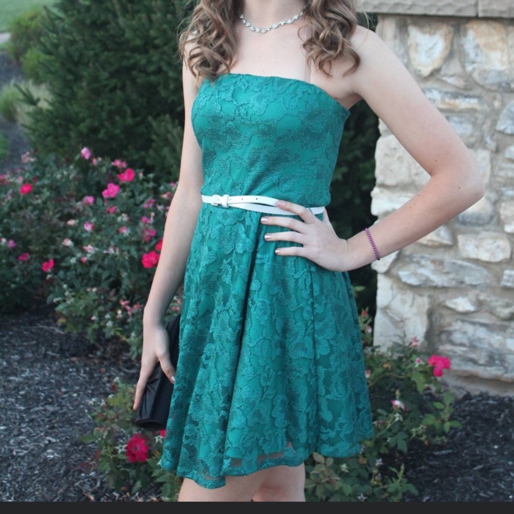 Love Reign Strapless Lace dress